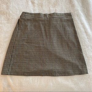 AE Tan/Green Plaid Skirt